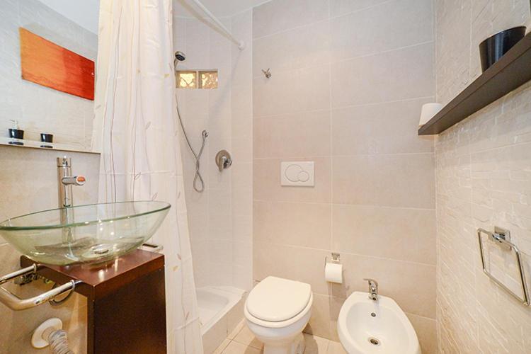 Be First Hotell Rom Exteriör bild