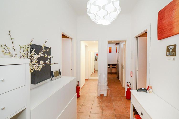 Be First Hotell Rom Exteriör bild